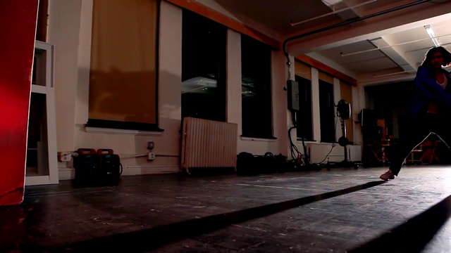 Anne Marsen Improv Dancing to Calvin Harris - The Rain смотреть онлайн