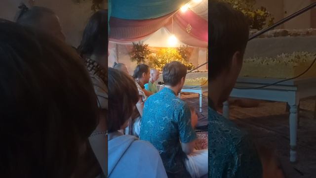 22 августа 2022 г.Прославление святых имен Господа Крышны в общине преданных-город Рига. смотреть онлайн