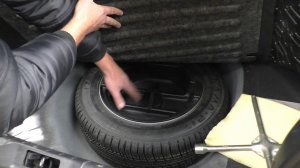 Контейнер в нишу диска запасного колеса Гранта