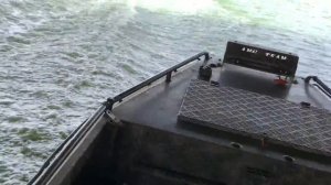 Лодка болотоход 5.5м   мотор Briggs&Stratton Vanguard 40 HP