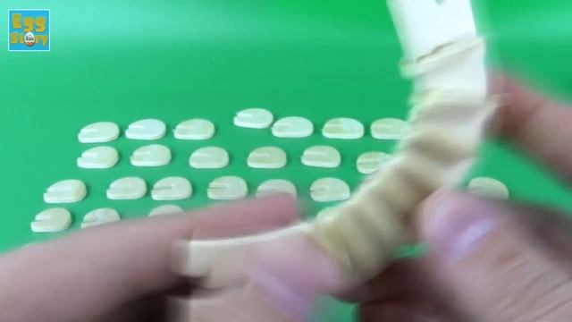 HOW TO MAKE A WOODEN SNAKE! TOY FOR KIDS! смотреть онлайн