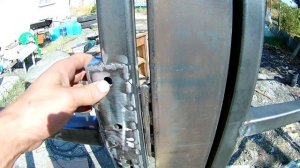 Распашные ворота из профнастила своими руками, с калиткой. Ворота для камаза.