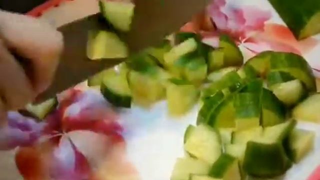 Салат с редиской