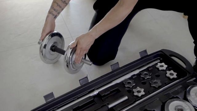 GladiatorFit - 50Kg Chrome Bar & Dumbbell kit смотреть онлайн