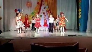 танец "Губки бантиком". Детский сад "Родничок"