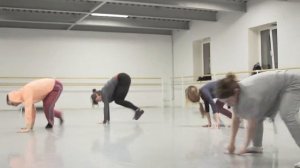 Копия видео "Contemporary dance class by Alexey Narutto. 04.17"