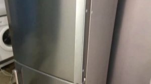 Холодильник Liebherr CUESF4023