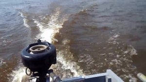 Лодочный мотор стрела.