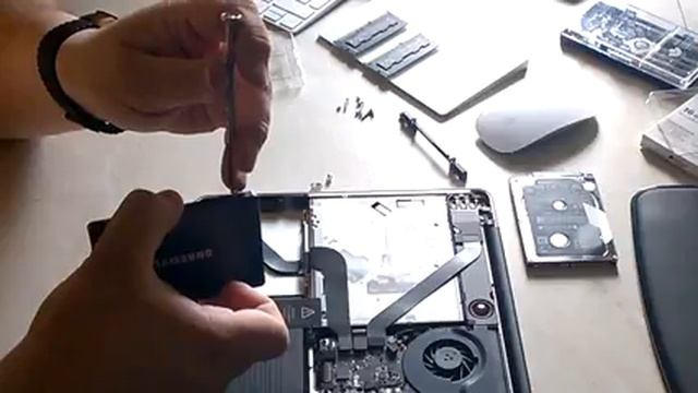 Upgrade MacBook Pro 13 SSD + RAM смотреть онлайн