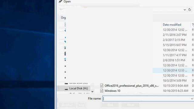 How To Download Windows 10 ISO File & Make Bootable Pen Drive (Easy)