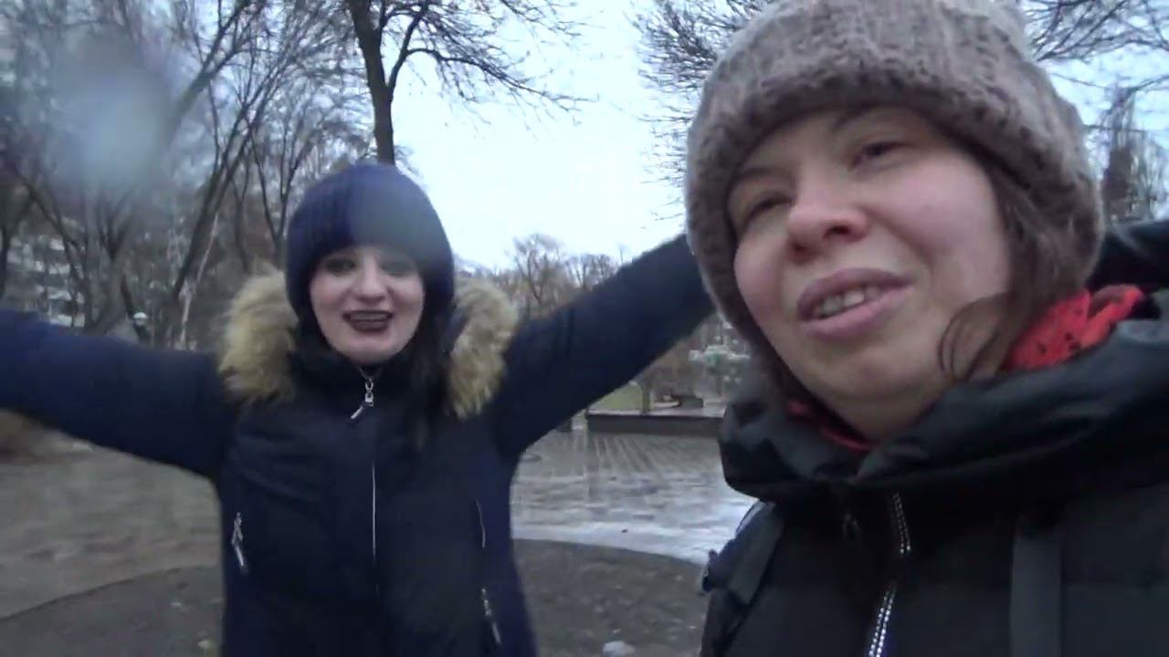 Art Manij VLOG Гуляем с подружкой под дождем ❄