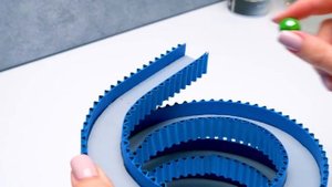 Самодельная картонная горка из игры AMONG US