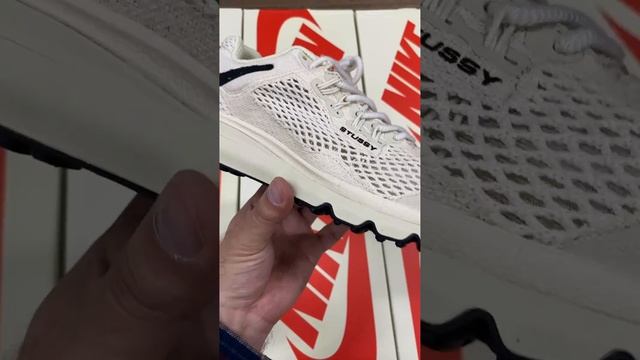 кроссовки Nike Air Max 2013 x Stussy смотреть онлайн