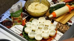 Яйца фаршированные икрой минтая - отличная закуска!