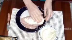 Куриная грудка с помидорами и сыром в духовке.