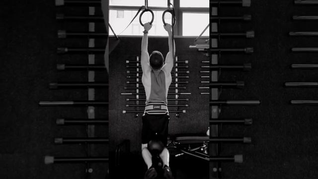 + 32 #pullups на кольцах , проверим прогрессию на турниках после колец #shortvideo #подтягивания