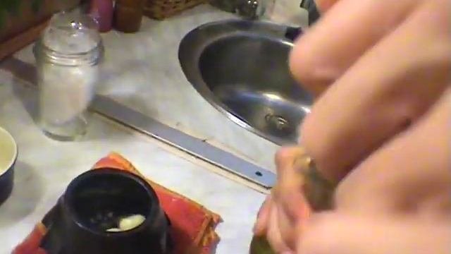 Домашнее копчение - свиной копченый окорок по дедушкиному рецепту (видео рецепты, Константин Жук)