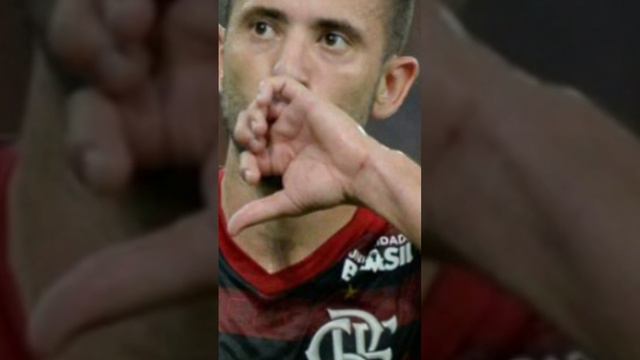 Everton Ribeiro