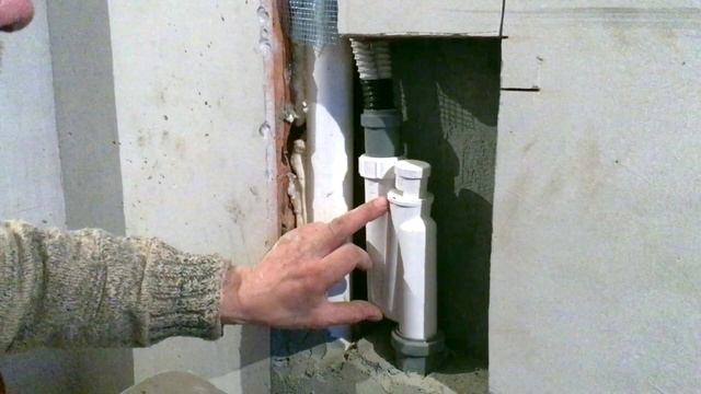 Сифон для дренажа кондиционера в канализацию. Вариант установки смотреть онлайн