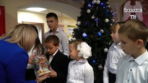 Новогодние подарки для учеников Михайловской школы-интерната