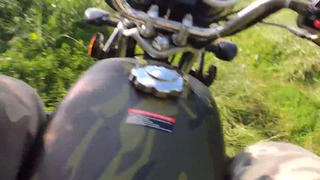 Покатушки на мопеде Альфа Лесник по полю смотреть онлайн