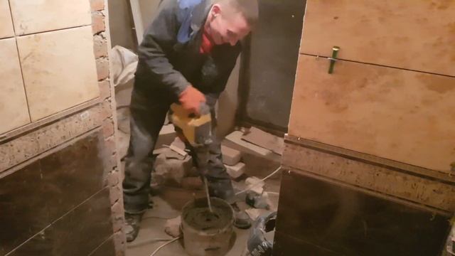 Одержимый перфоратор смотреть онлайн