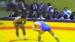 1987 Senior European Championships: 57 kg Ahmet Ak (TUR) vs. Unknown