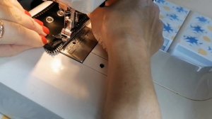 Как заменить молнию в обуви.