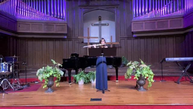 Syrinx for Solo Flute by Claude Debussy--Alexandra Langley смотреть онлайн