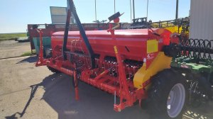 Новая зерновая сеялка ЗС-4. Достойная младшая сестра всем известной ЗС-4,2.