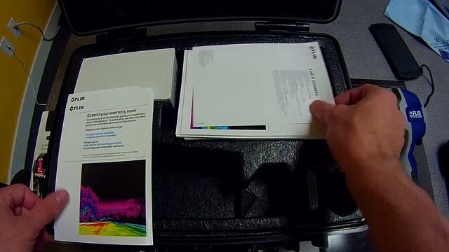 FLIR i3 Thermal Imaging Camera Unboxing On Sale from Optimumstores смотреть онлайн