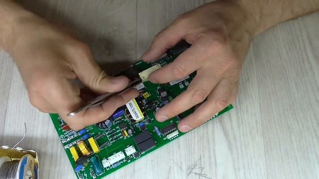 Ремонт платы газового котла Электролюкс. Ошибка Е3. смотреть онлайн