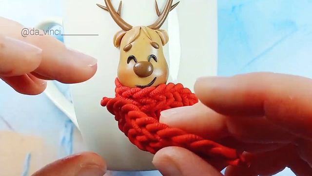 Олень из полимерной глины на чашке | как слепить оленя