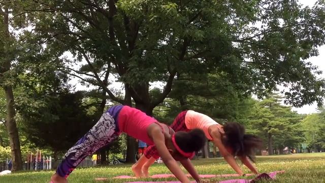 Beginner's Kids Yoga Routine Yogi Yogi Episode 1 смотреть онлайн