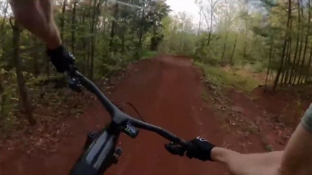 Canyon Spectral On CFR смотреть онлайн