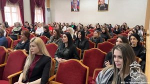 Министр ВД Дагестана Абдурашид Магомедов поздравил сотрудниц ведомства с Международным женским днем