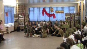 ГБОУ гимназия 1582  2г класс "Десятый наш десантный батальон"