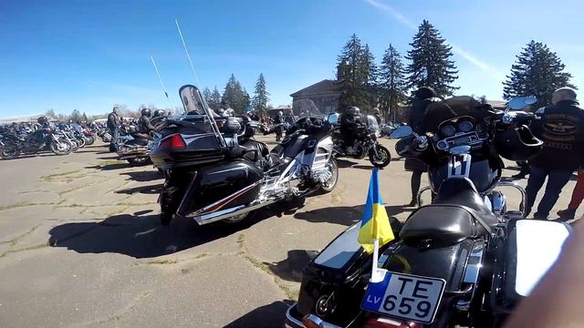 Открытие сезона 2022! Мнение про политизацию. Выставка машин "EXPO 2022". Riga/Latvia смотреть онлайн