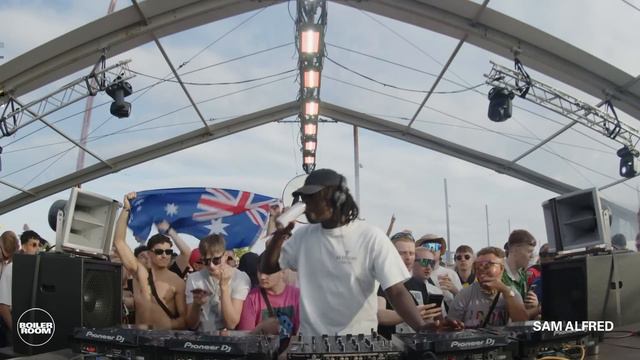 Sam Alfred Boiler Room x AVA Festival 2024 [VEVAL.RU] смотреть онлайн