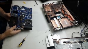Как разобрать и заменить термопасту Acer Aspire V3-771G