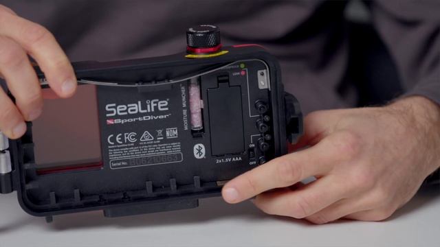 SeaLife SportDiver Smartphone Housing Review ??? | BEST SMARTPHONE HOUSING ON THE MARKET?! смотреть онлайн