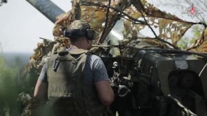 Боевая работа расчётов гаубиц Д-30