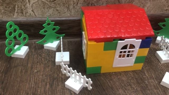 Киндер/ игрушки из киндер-сюрпризов /распаковка шоколадных яиц/коллекция Тролли/ распаковка игрушек смотреть онлайн