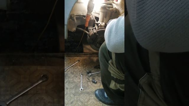 Замена рулевых наконечников ваз 2112