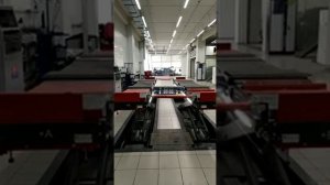 Ножничный подъемник MAHA DUO c подъемником второго уровня и осевым домкратом