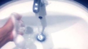 Японская пена для умывания с помощью сеточки