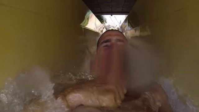 Atlantis The Palm аквапарк: горка комикадзе смотреть онлайн