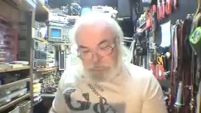 Изготовление вечного двигателя воскресным вечером (1) смотреть онлайн