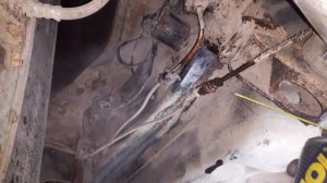 Mercedes-Benz ML W163 замена сгнившей тормозной трубки