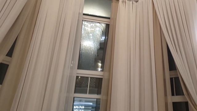 Шторы 2020 на высокое эркерное окно. Система лифт-электро. Карнизы и электрокарнизы. Тюль для эркер